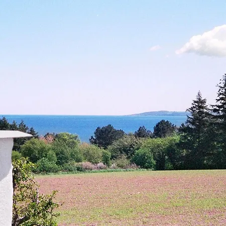Apartment Seaside Stay In Sandkas *